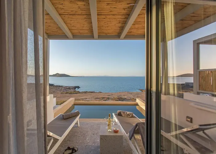 Paros Cape Suites Naousa 
