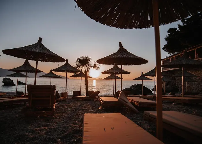 Inn Hotel