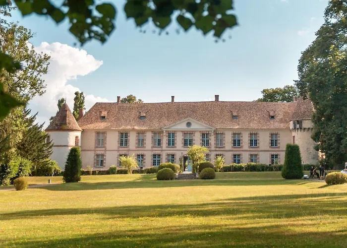 Chateau De La Cour Senlisse