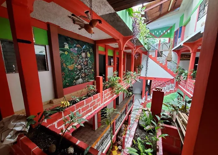 & Hostal Yaxkin Copan
