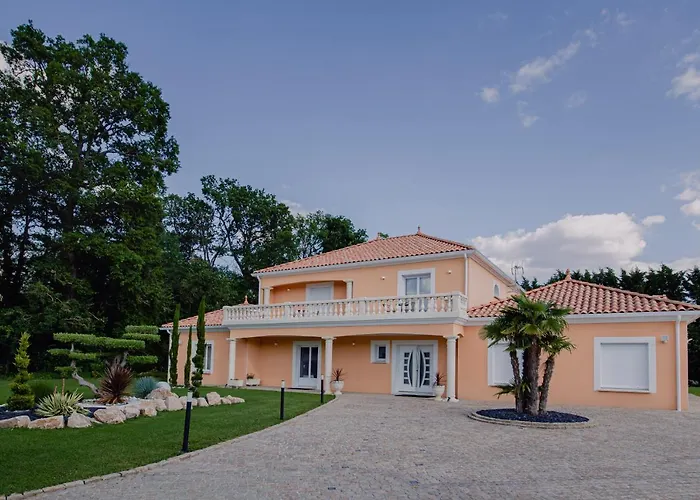 Villa Des Chenes-Adult Only