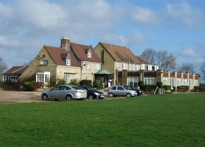 Pike & Eel Hotel And Marina