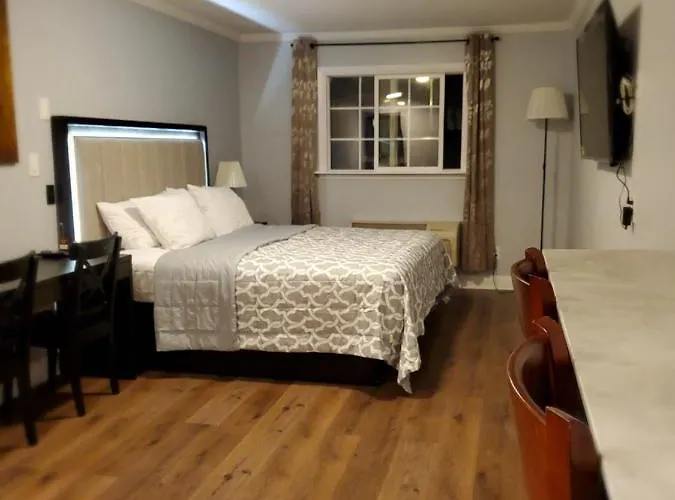 Hotel Europa Huntington Beach