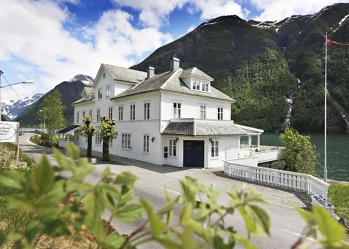 Fjaerland Fjordstove Hotell - Huseby Hotelldrift As