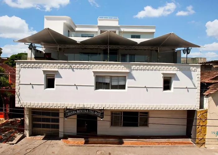 Hotel Rivera Del Mar