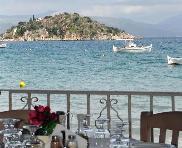 Hotel Aris