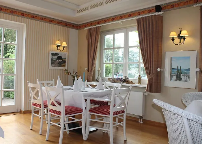 Hotel Haus Antje Ahrenshoop