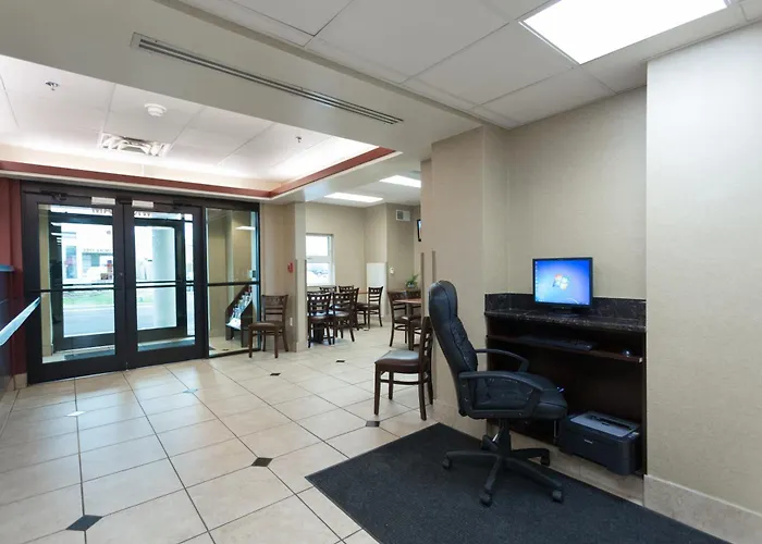 Travelodge By Wyndham Romulus Detroit Airport