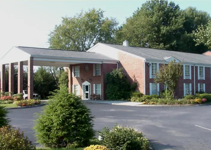 Americourt And Suites - Elizabethton