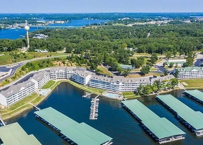 Family Fun Lakefront Condo At Parkview Bay