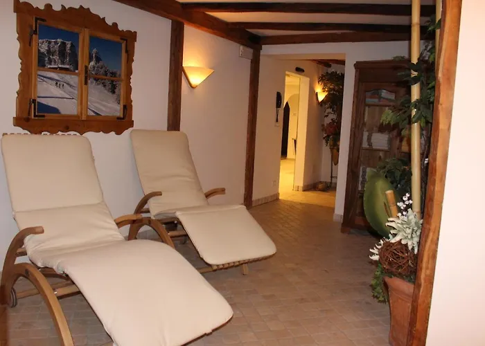 Garni Residence Trocker