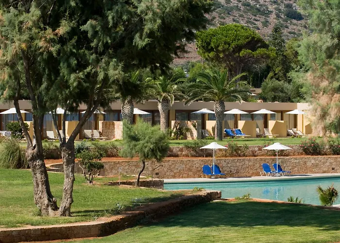Kernos Beach Hotel&Bungalows