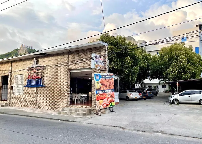 Y Restaurante La Quinta