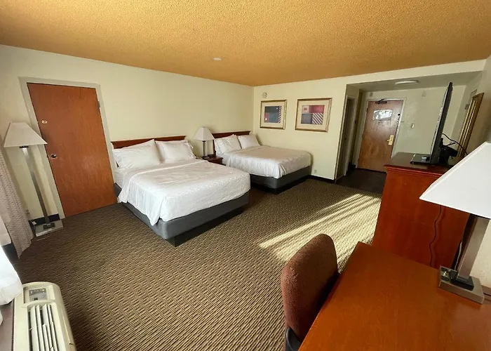 Cortina Inn
