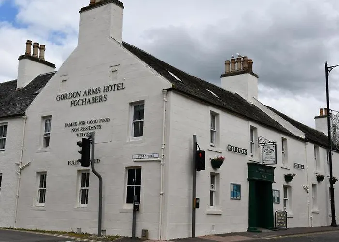 Gordon Arms
