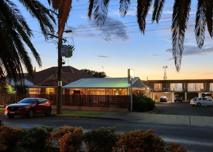 Court Street Motel