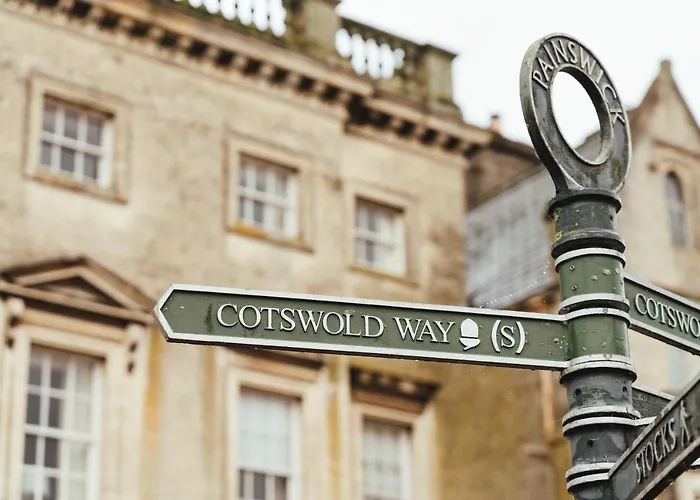 Falcon Inn