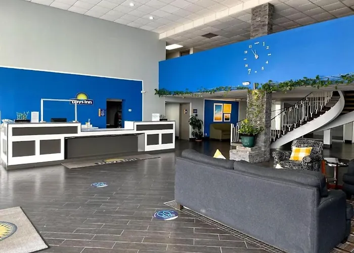 Days Inn By Wyndham Fort Wright Cincinnati Area