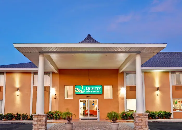 Quality Inn & Suites Heritage Park