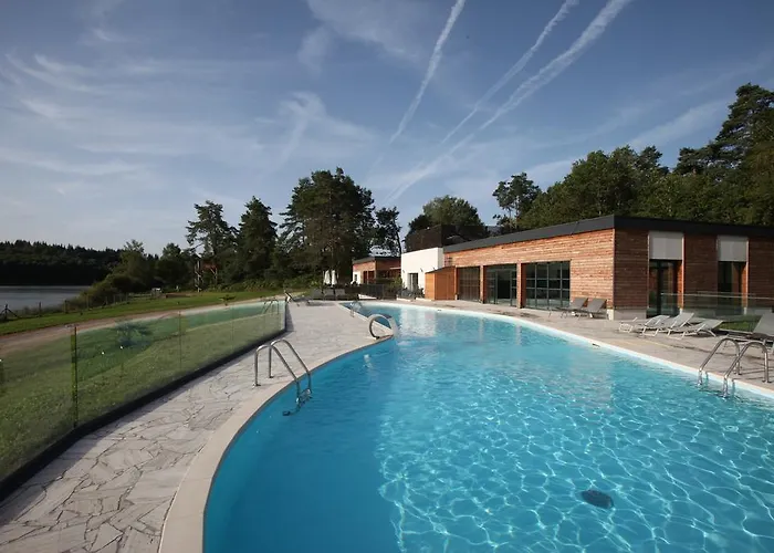 Vacancéole - Le Domaine des Monédières
