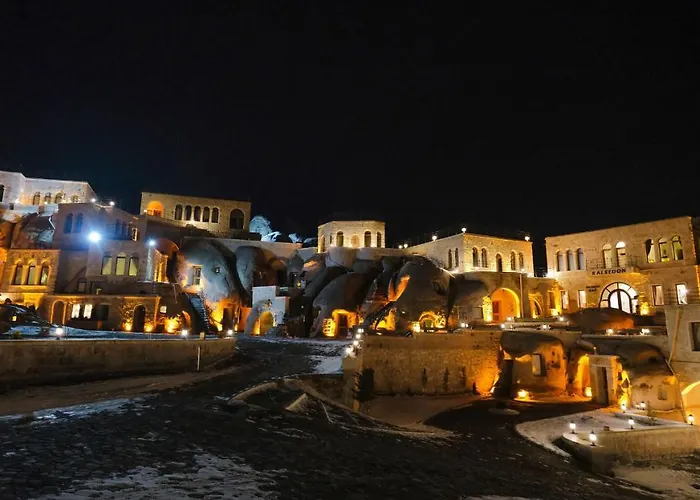 Kalsedon Cave Suites