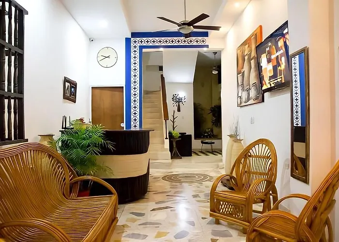Hotel Iraka Zenu