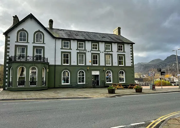 Queens Hotel