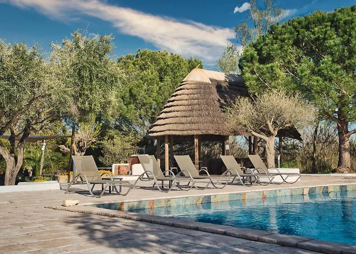Hotel Mas De Calabrun à Les Les Saintes-Maries-de-la-Mer