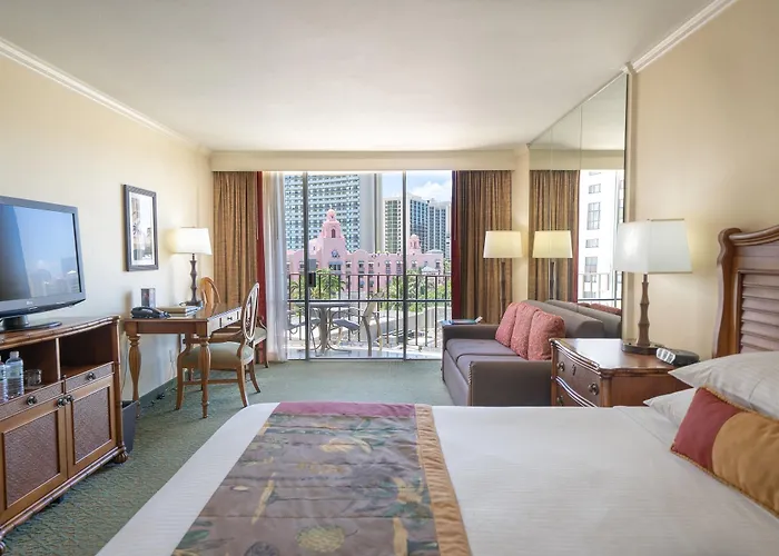Outrigger Waikiki Beach Resort
