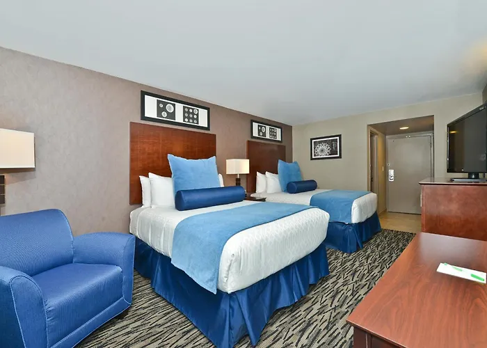 Wyndham Garden Elk Grove Village - O'Hare