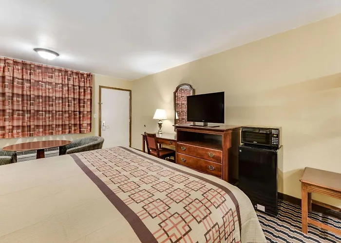 Rodeway Inn Columbus West