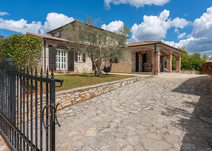 Villa Diana By Villas Holiday