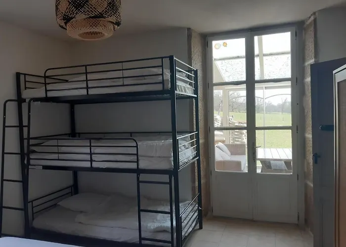 Gîte et Chambres d'hôtes du Domaine du Val Bruant Arc-en-Barrois