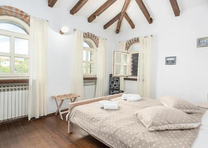 Villa Diana By Villas Holiday