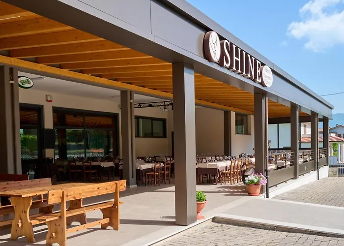 Albergo Shine
