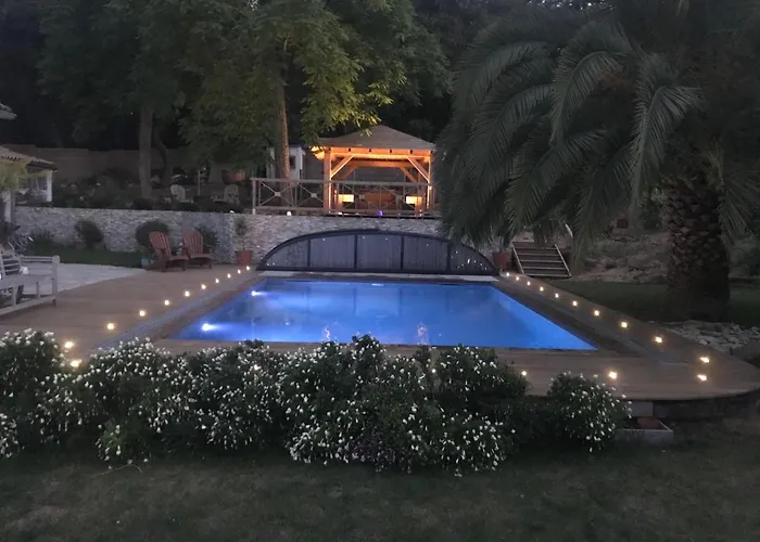 LA MAISON DE LA DUNE - Chambres Climatisées - Jacuzzi 1ère séance offerte - Piscine chauffée avec Abri Amovible - Plage située à 200m, accès direct par le bois