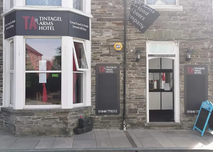 Tintagel Arms Bed And Breakfast