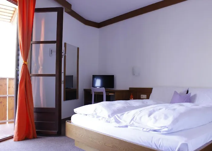 Hotel Zur Muehle Ora / Auer
