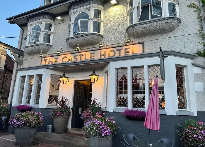 Castle Hotel