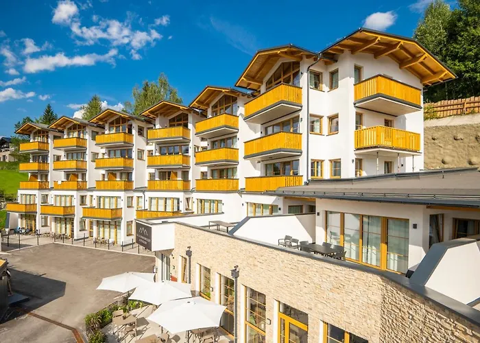 AlpenParks Hotel&Apartment Alpendorf