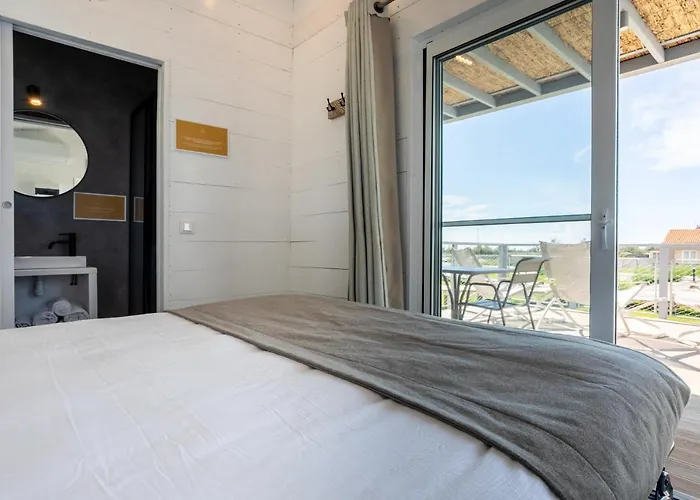 Lodges De Camargue Port-Saint-Louis-du-Rhone