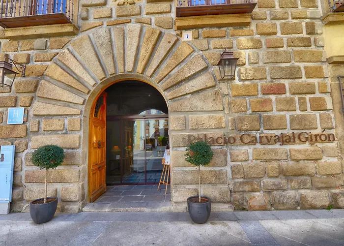 Palacio Carvajal Giron Plasencia