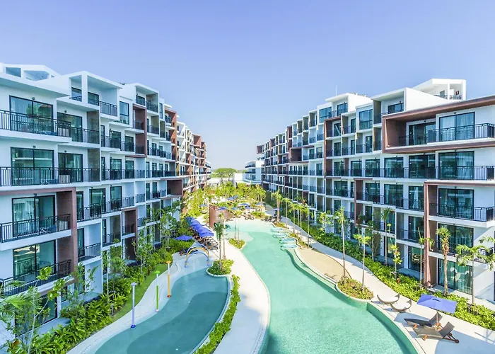 Centara Life Maris Jomtien