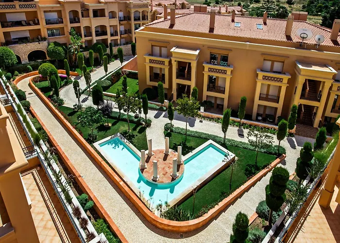 Baia Da Luz Resort