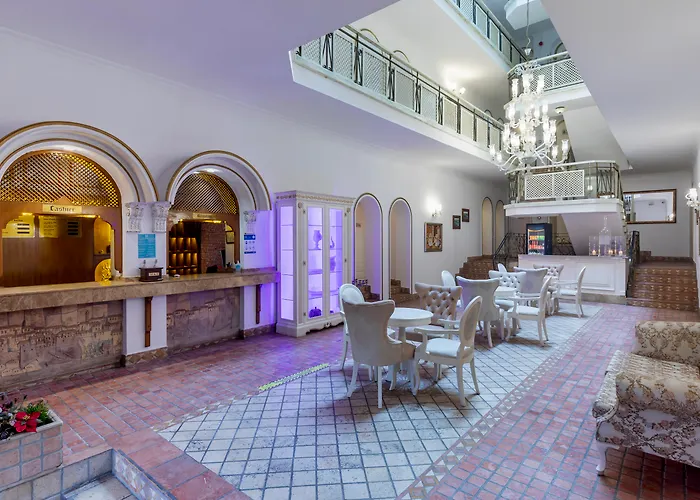 Adalya Port Hotel