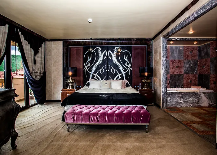 Royal Castle Design & Spa