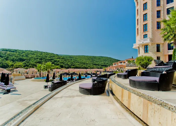 Royal Castle Design & Spa