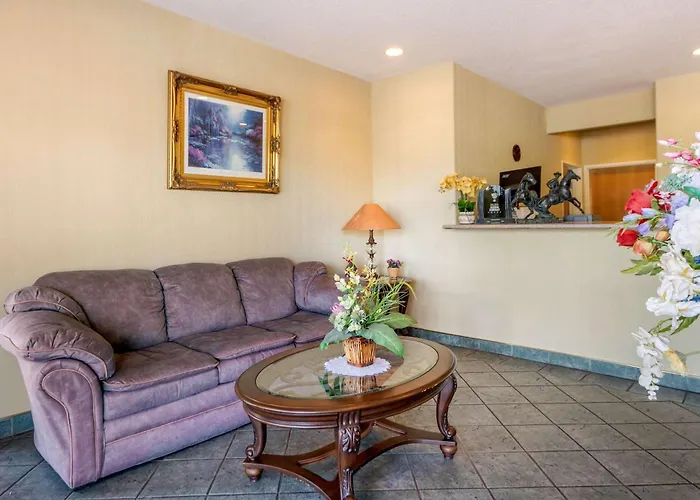 Econo Lodge Colorado Springs Near Airport