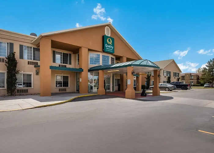 Quality Inn & Suites Airport West