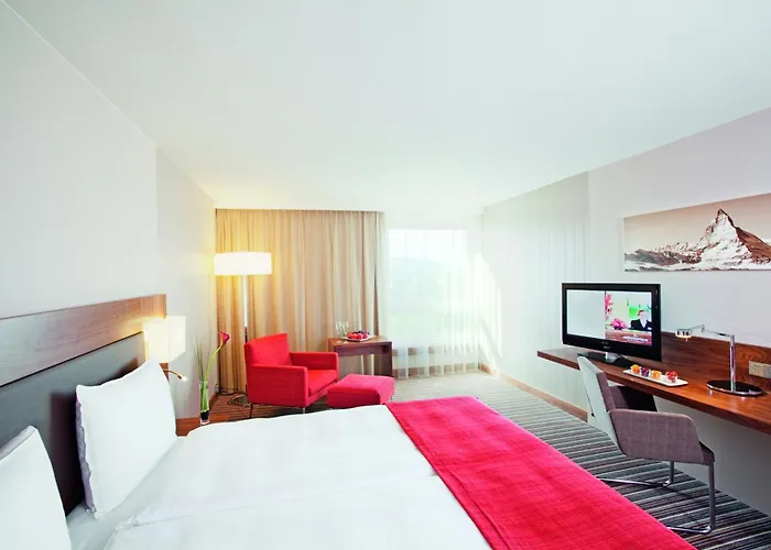 Mövenpick Hotel Zürich-Airport